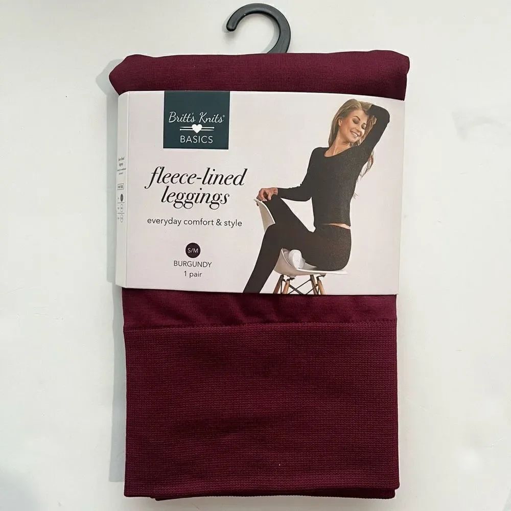 2/$20 Britt’s Knits Women’s Fleece Lined Leggings S\M Burgundy